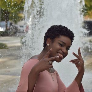 Meet your Posher, Casey